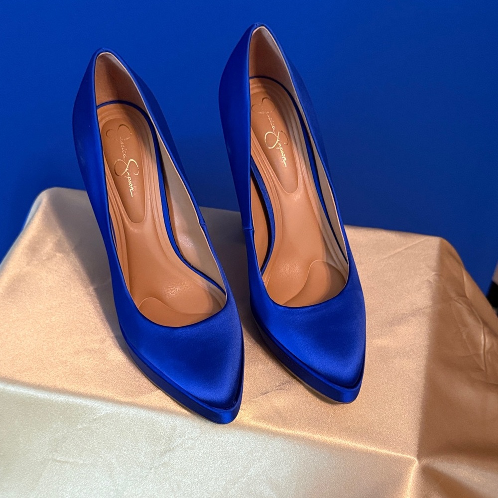 Jessica Simpson Vibrant Blue Heels - Picture 4 of 4